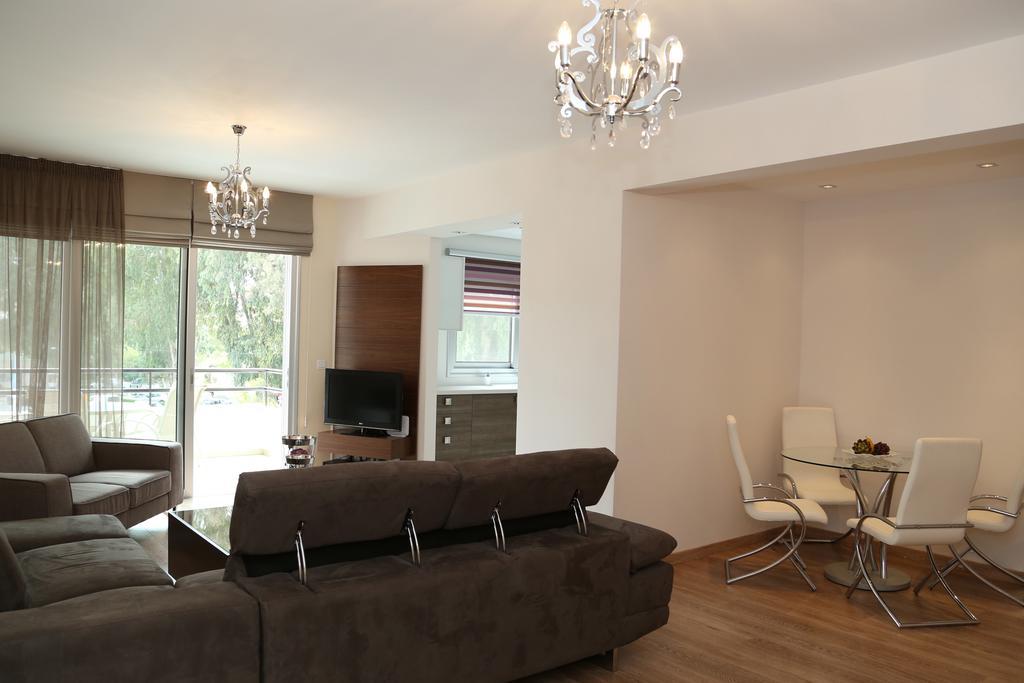River Beach Apartments Limassol Habitación foto