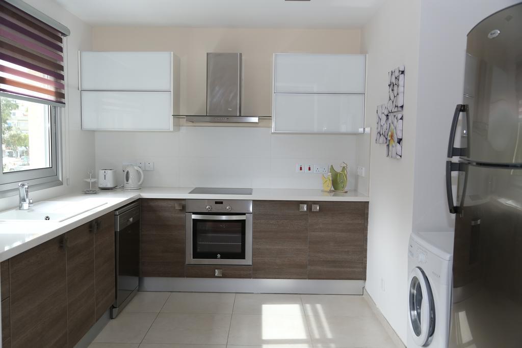River Beach Apartments Limassol Habitación foto