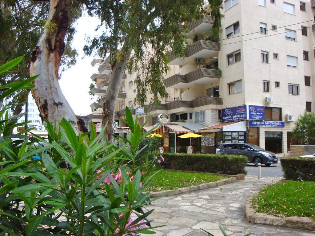 River Beach Apartments Limassol Habitación foto